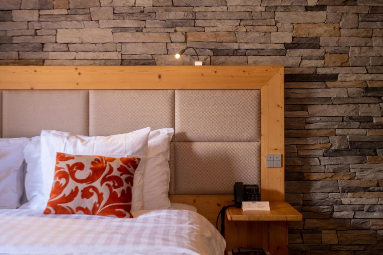 Hotel National Resort & Spa Champery Exterior photo